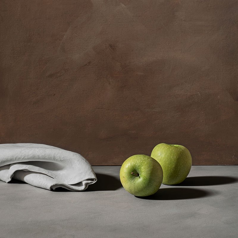 Deux pommes et linge