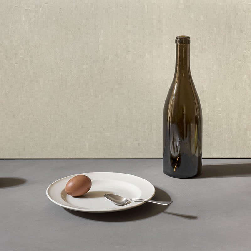 Assiette, couvert et coquille